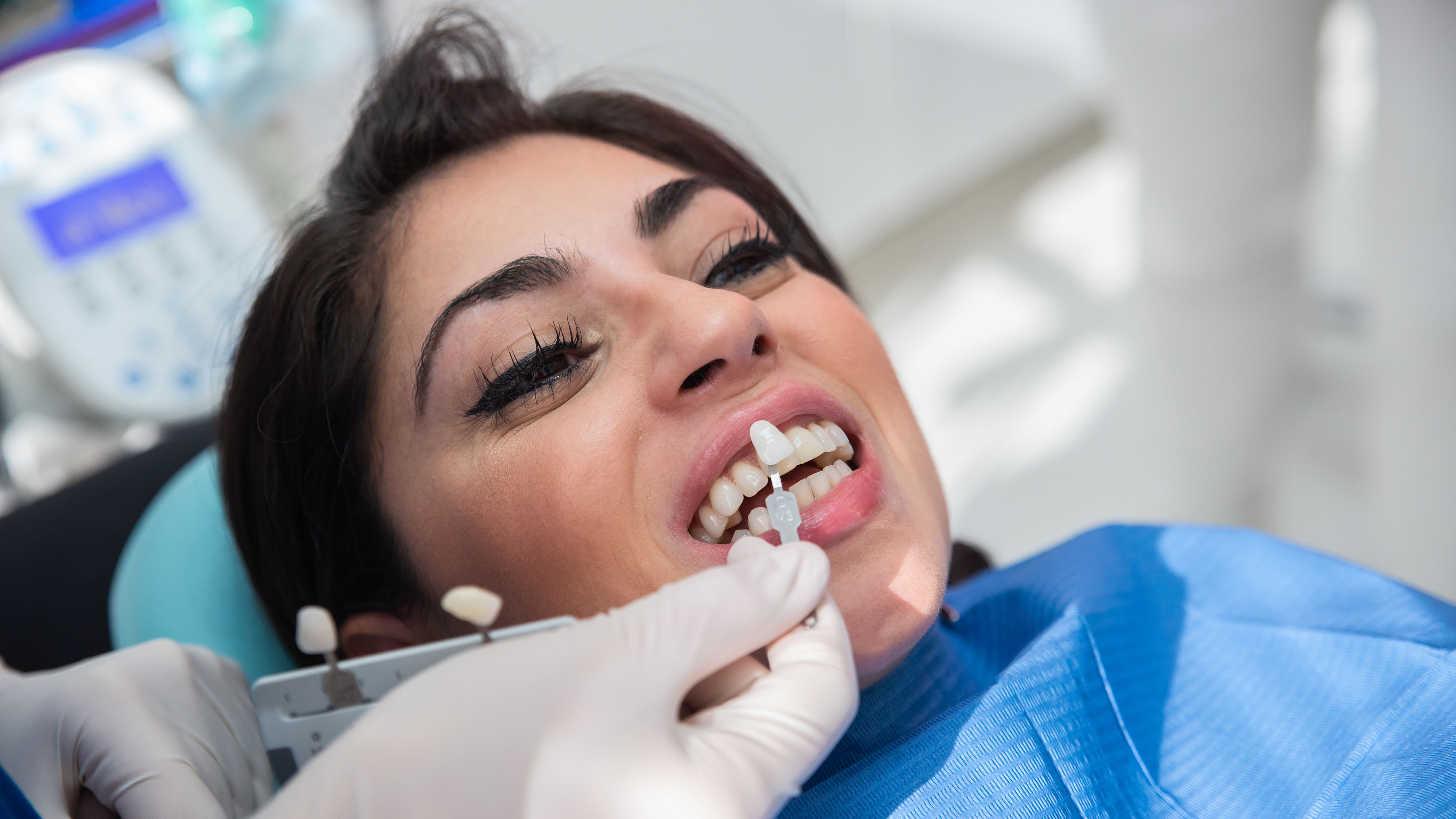 Blanchiment dentaire à Paris : Tous les traitements pour blanchir les dents