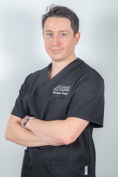Dr Nathaniel Stroumza