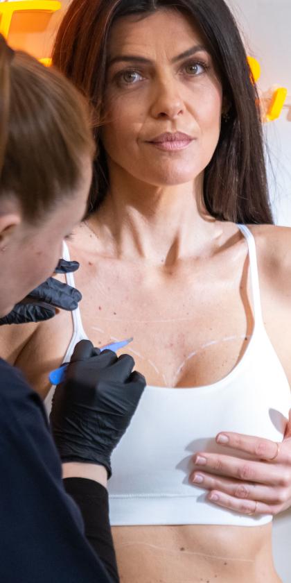 Hypertrophie mammaire | Clinique des Champs-Elysées