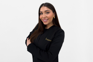 Sharon, Beauty Expert